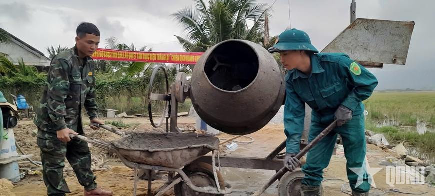 Trợ cấp ngày công lao động của dân quân thường trực không thấp hơn 327.600 đồng